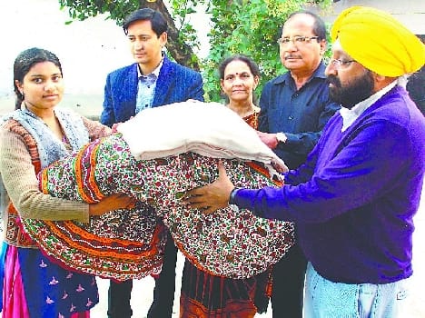 DM distributed quilts to Snwasinion